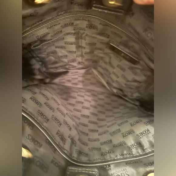Michael Kors Tote Bag - Picture 2 of 11